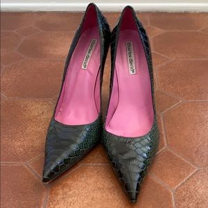 Charles David pointue shoes